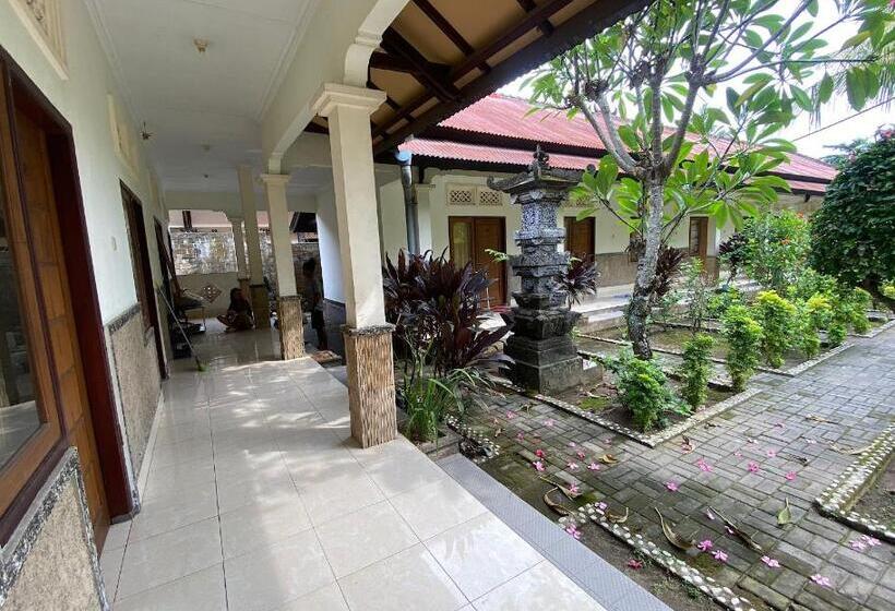 ホテル Oyo 93657 Puri Batu Bolong