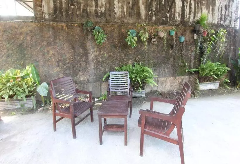 ホテル Oyo 93666 Lestari Homestay