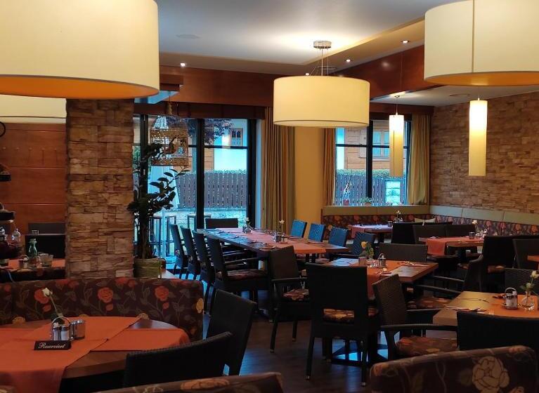 فندق Restaurant Neuhold