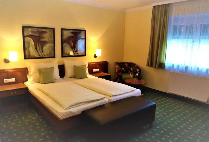 Hotelli Restaurant Neuhold