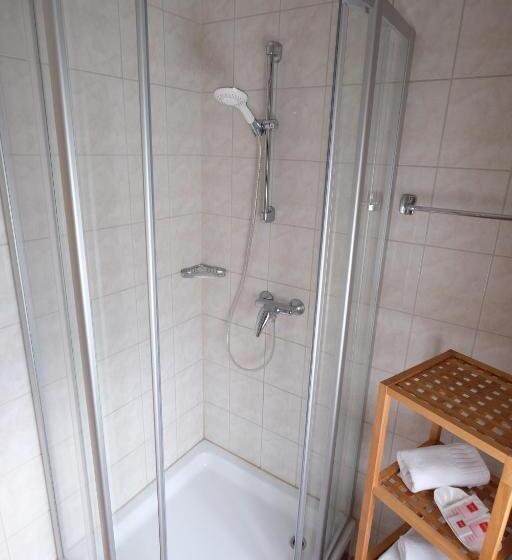 فندق Restaurant Neuhold