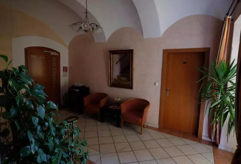 Hotelli Restaurant Neuhold