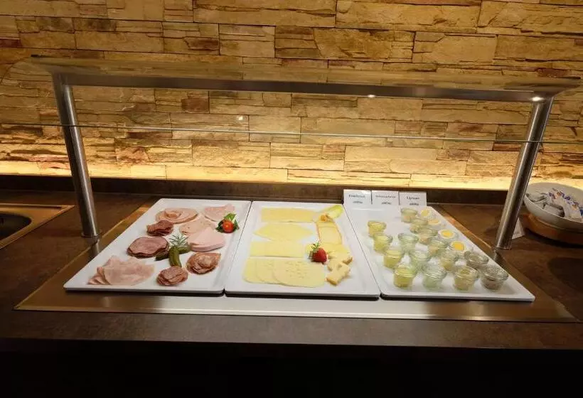 Hotelli Restaurant Neuhold