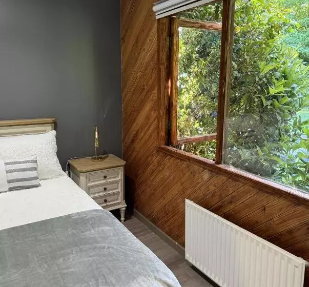 Magnolia Bed & Breakfast