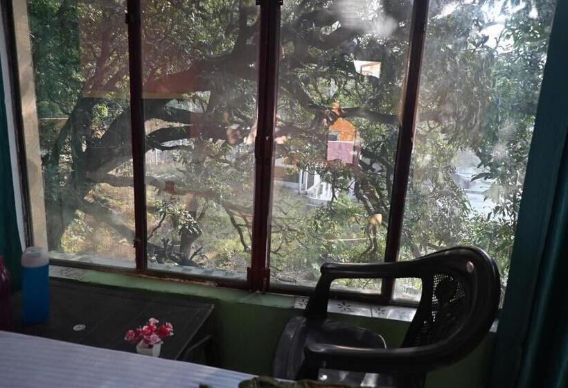 پانسیون Krishna Paying Guest House