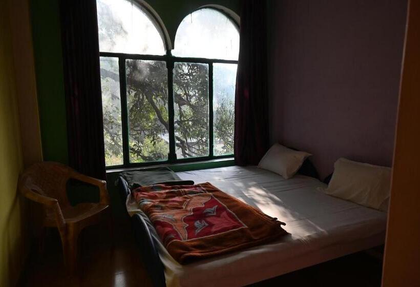 پانسیون Krishna Paying Guest House