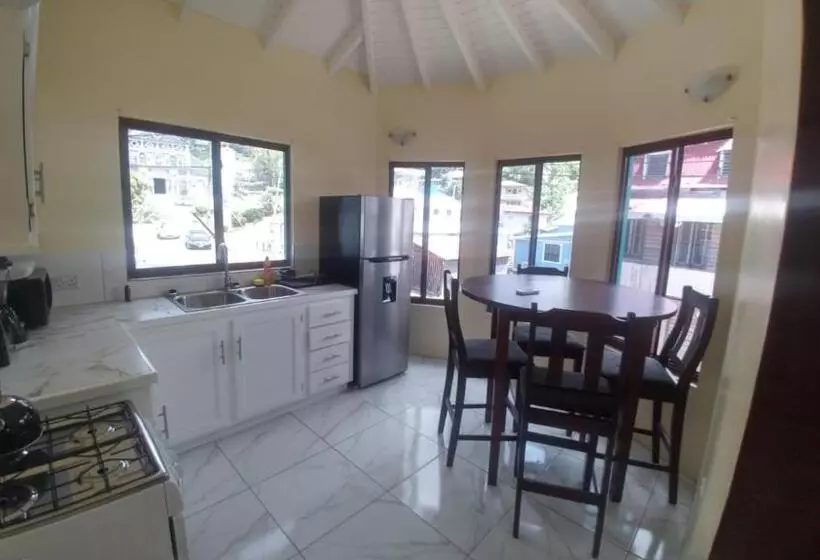 پانسیون Southern Haven Cabin