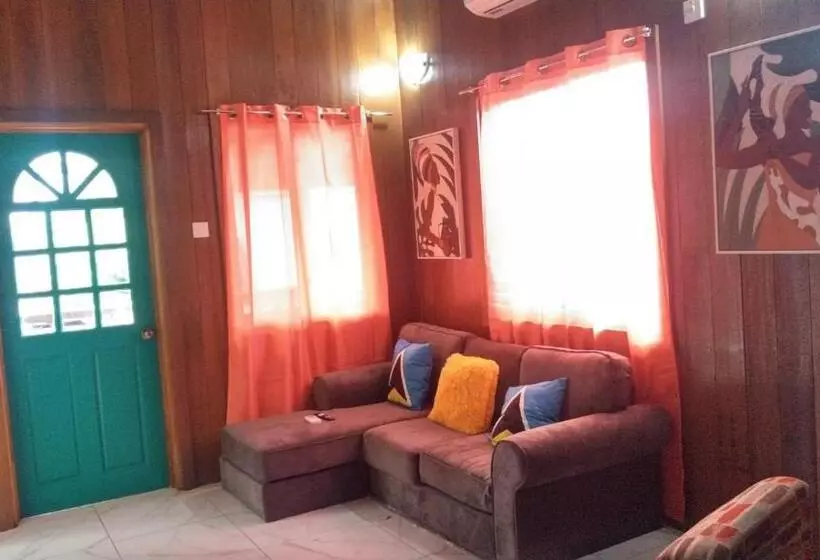 پانسیون Southern Haven Cabin