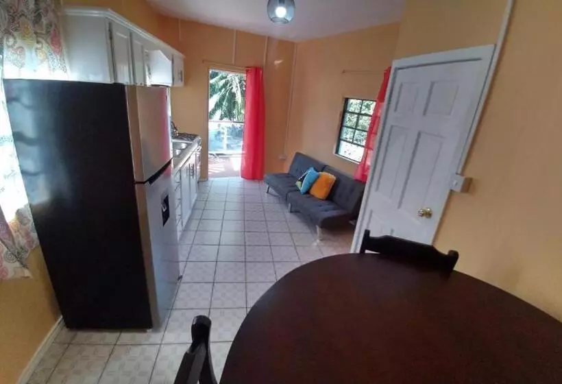 پانسیون Southern Haven Cabin