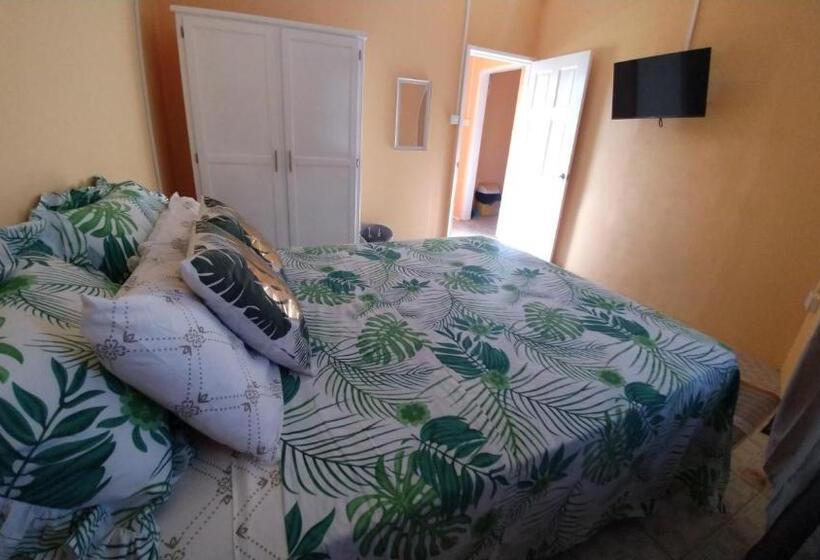 پانسیون Southern Haven Cabin