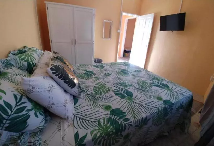 پانسیون Southern Haven Cabin