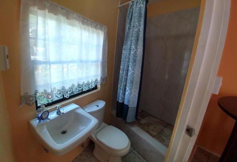 پانسیون Southern Haven Cabin