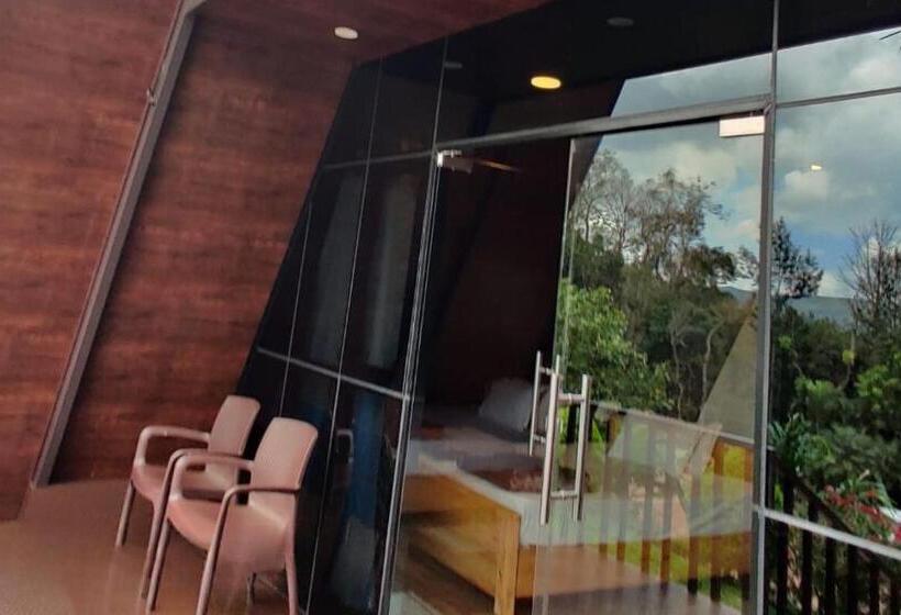 Hotel Chandramukuta Retreats By Stayapart