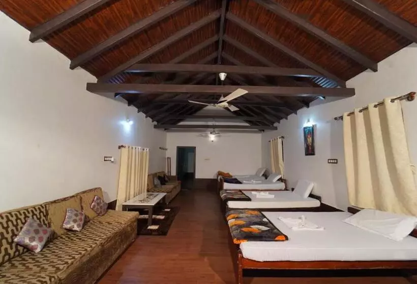ホテル Chandramukuta Retreats By Stayapart