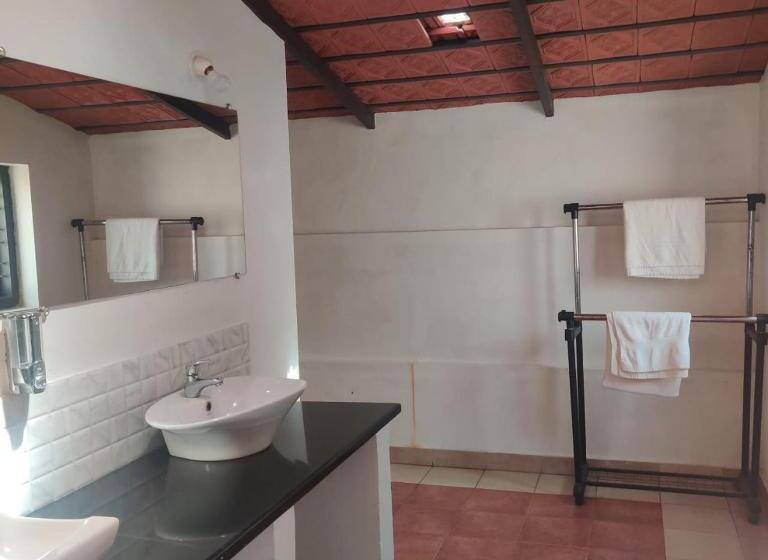 Hotel Chandramukuta Retreats By Stayapart