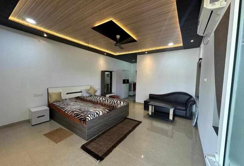 בית מלון כפרי Nature‘r Nest Homestead