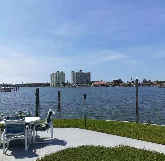 ペンション Beautiful St Pete Beach, Fl 2nd Floor 2br Unit