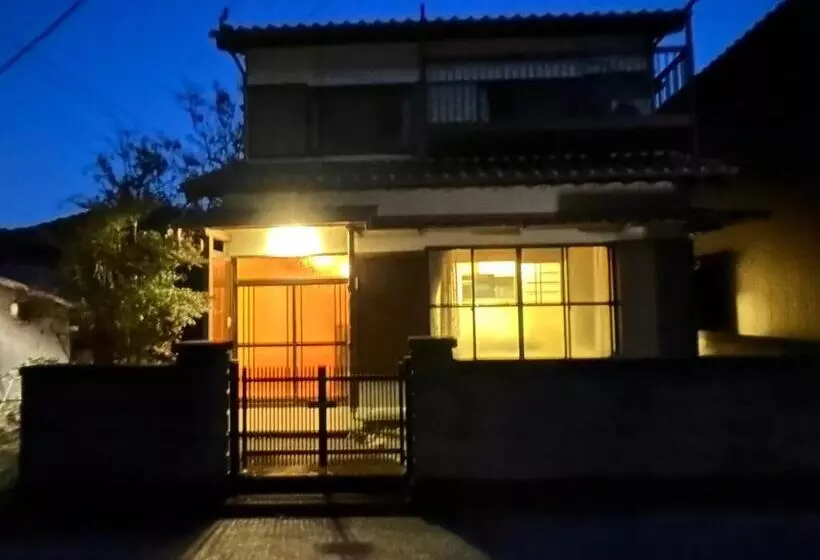 Majatalo ゲストハウス 畔（hotori）