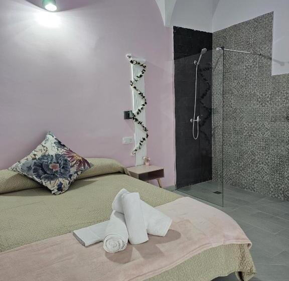 פנסיון Pompeya Merida Suite