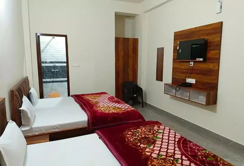 Majatalo Shri Girraj Residency