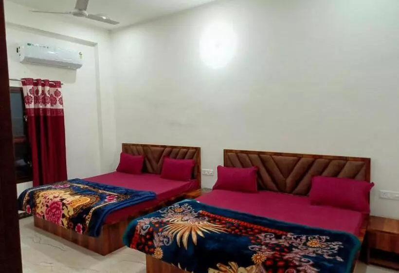 Majatalo Shri Girraj Residency