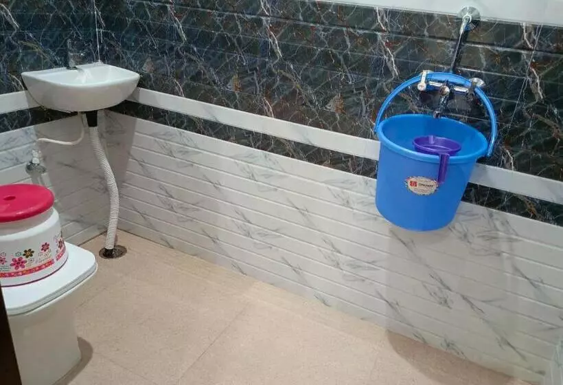 Majatalo Shri Girraj Residency
