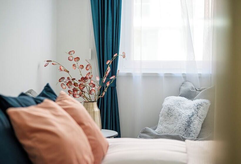 Spirit Apartments By Urbanrent