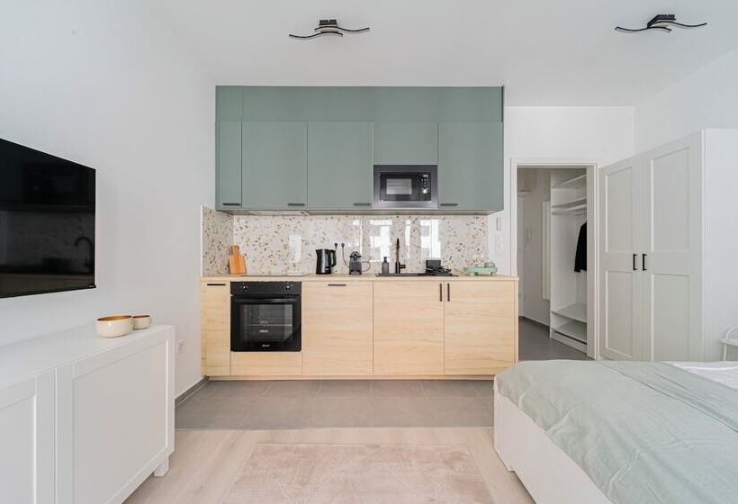 Spirit Apartments By Urbanrent