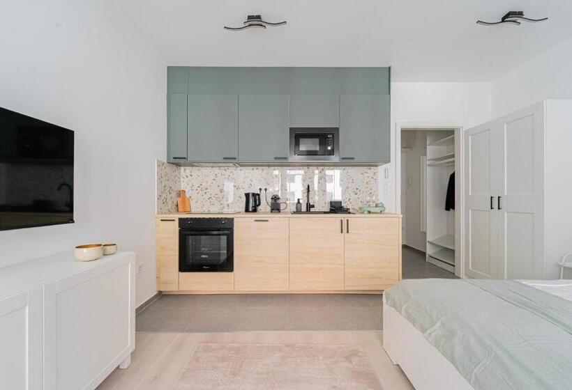 Spirit Apartments By Urbanrent