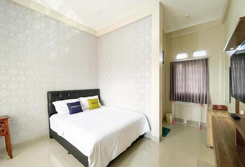 Urbanview Syariah Hotel Kanigara Batu