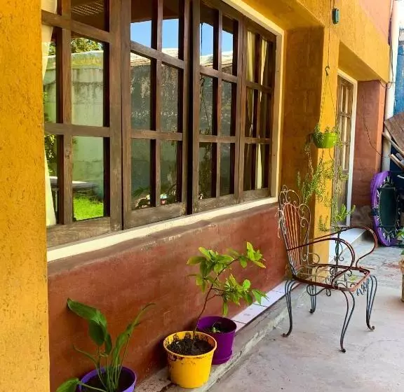 ベッドアンドブレックファースト La Casa Del árbol Chacras De Coria