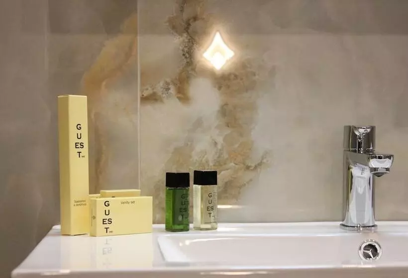 تختخواب و صبحانه Sunset Guest House