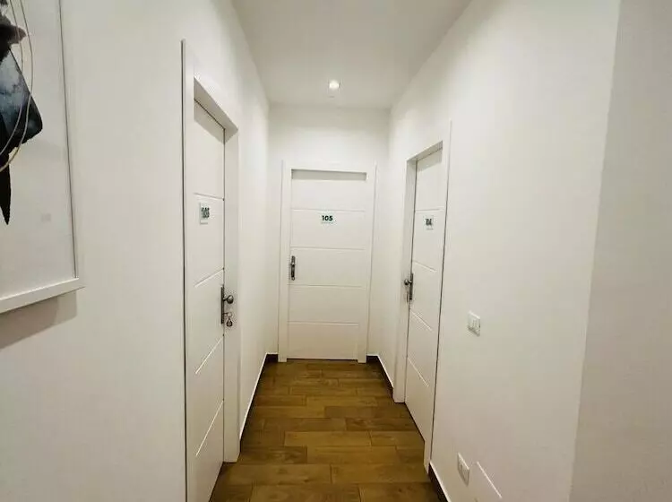 تختخواب و صبحانه Sunset Guest House