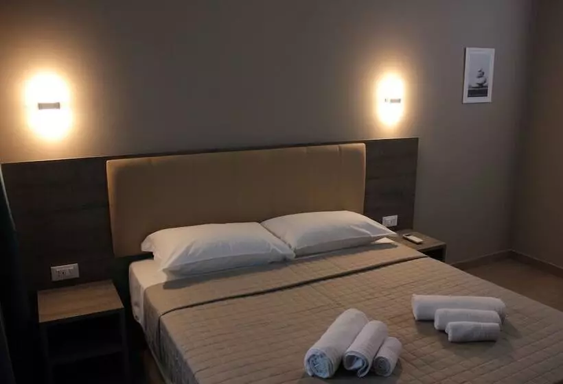 تختخواب و صبحانه Sunset Guest House