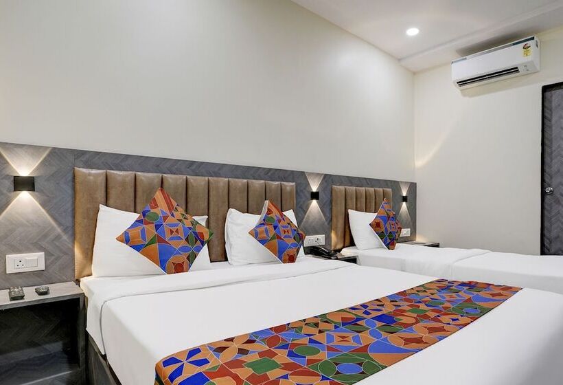 Отель Fabexpress Golden Sands Inn