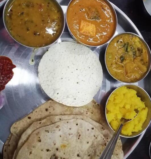 Hotel Jai Maa In Swaraj Lodge