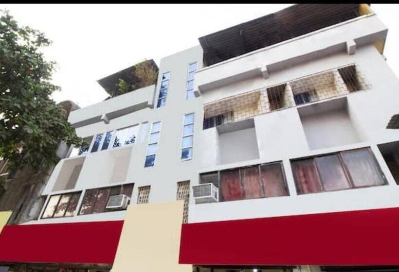 Hotel Jai Maa In Swaraj Lodge