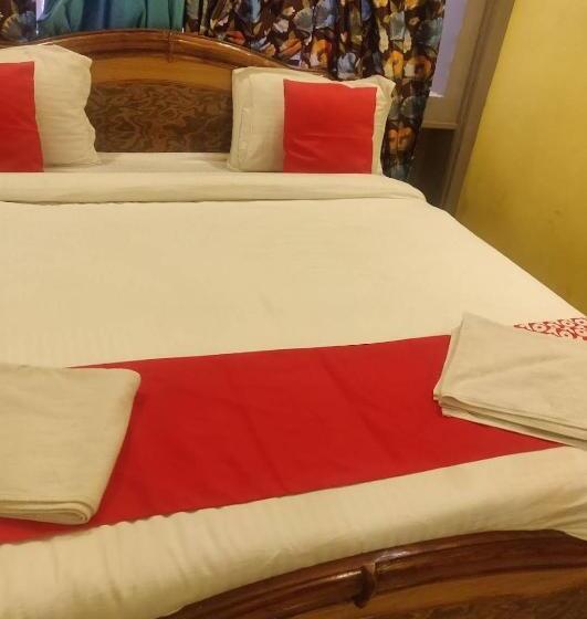 Hotel Jai Maa In Swaraj Lodge