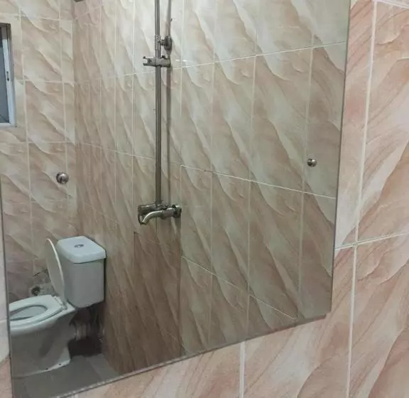 هتل Mega Pavilion Apartment Gwarinpa