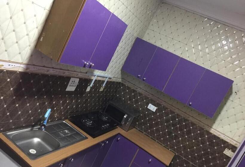 هتل Mega Pavilion Apartment Gwarinpa