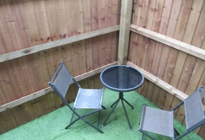 Hotelli Rooms At The Ritz Complex