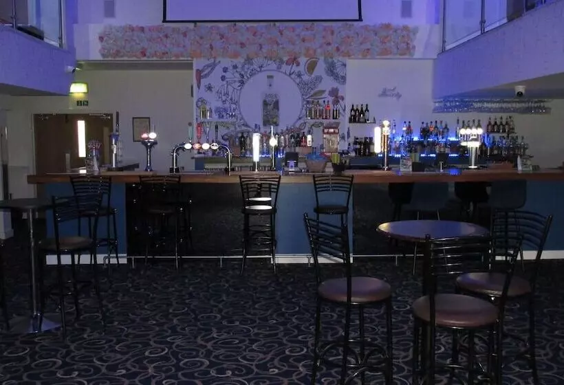 Hotelli Rooms At The Ritz Complex