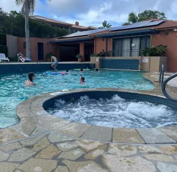 Majatalo Comfy Room Next To Bond University