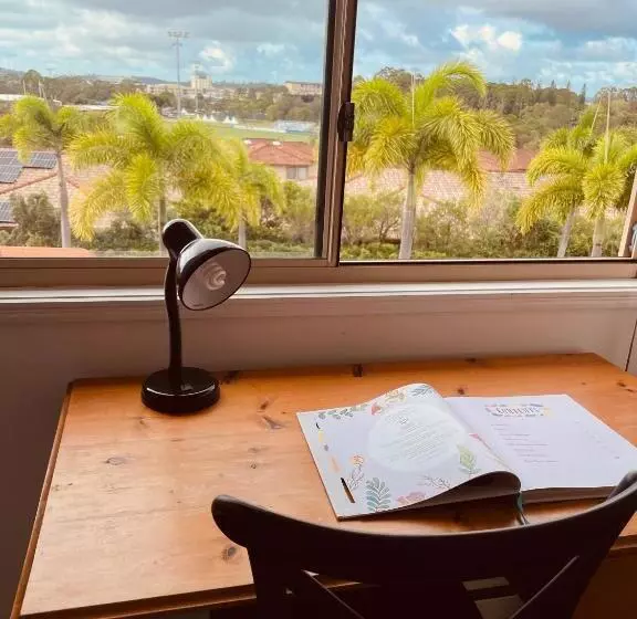 Majatalo Comfy Room Next To Bond University