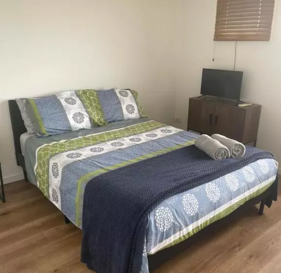 Majatalo Comfy Room Next To Bond University