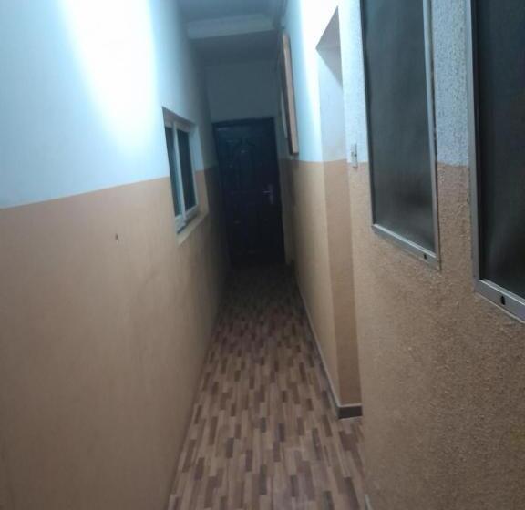 پانسیون Gifted Apartment & Residence