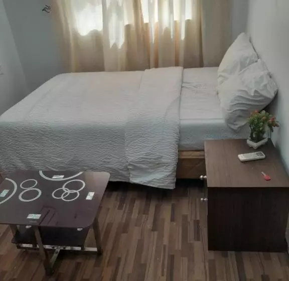 پانسیون Gifted Apartment & Residence