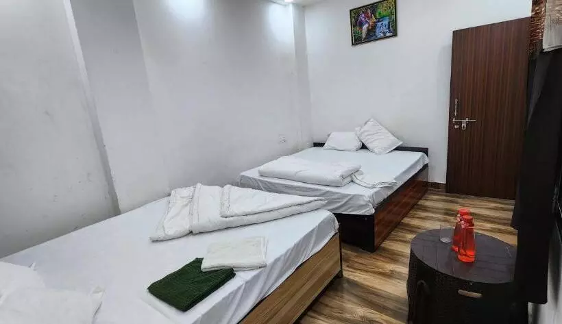 Pension Pitambara Dham