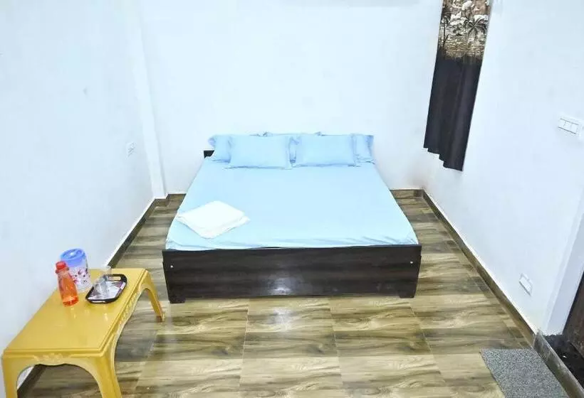 Pension Pitambara Dham