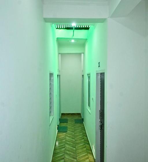 Pension (Hôtel basse catégorie) Pitambara Dham